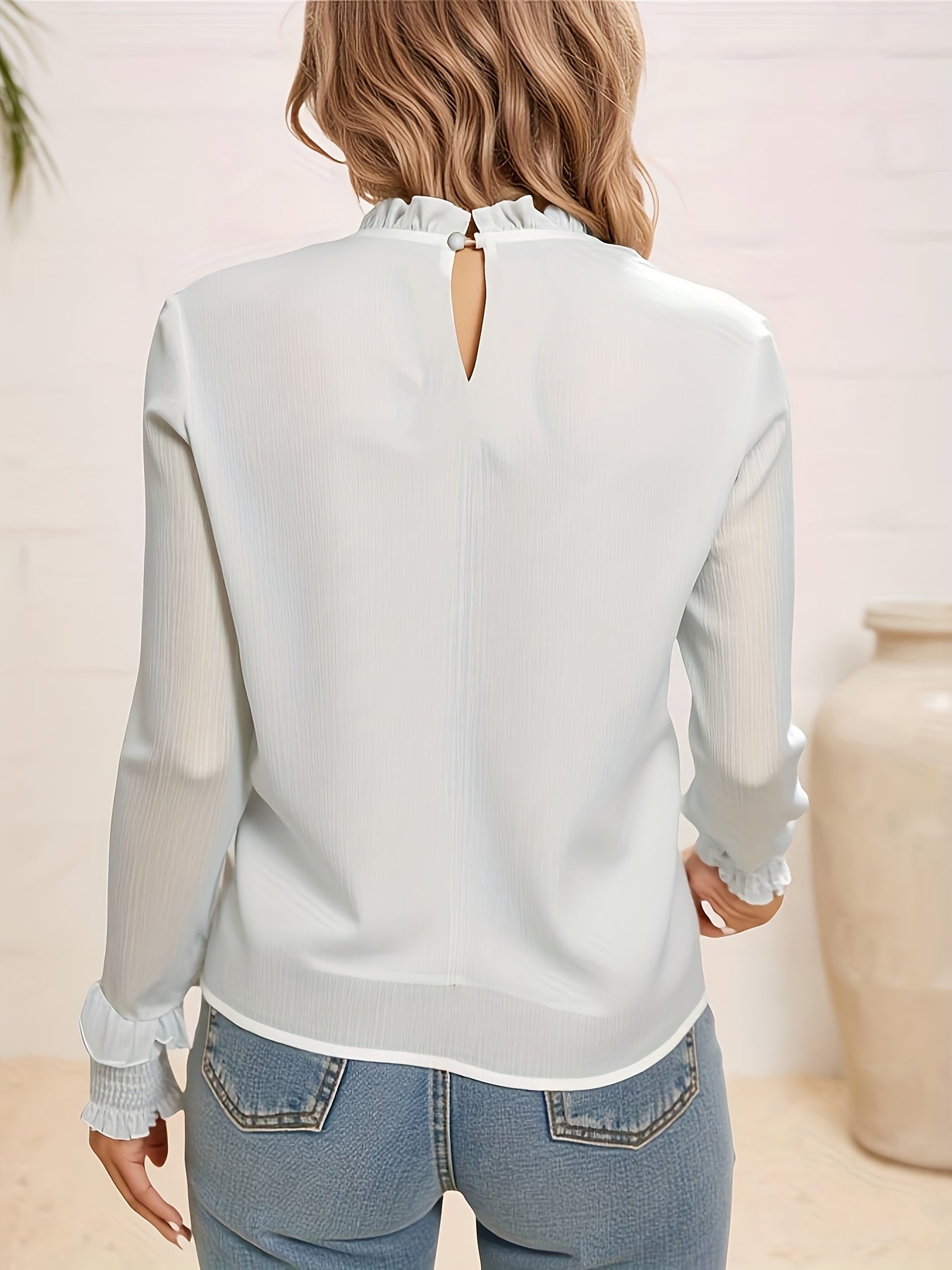 Blusa Feminina Elegante com Gola Alta e Babado - Manga Longa, Cores Sólidas, Camisa para Escritório e Casual, Top Semi-Transparente para Todas as Estações, Lavável na Máquina, Caimento Regular para Eventos Sociais (Sem Acolchoado)