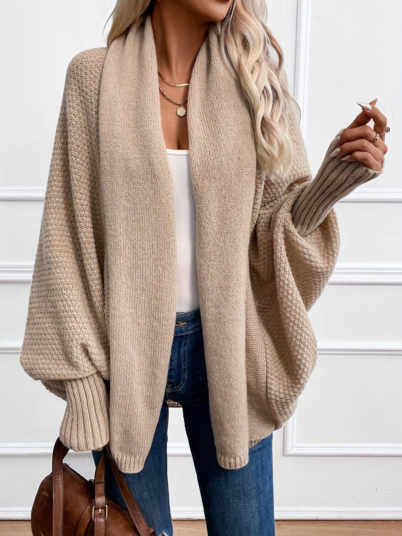 Cardigan Elegante de Cor Lisa com Mangas Lanterna e Gola Chales para Mulher, Ideal para o Outono e Inverno.