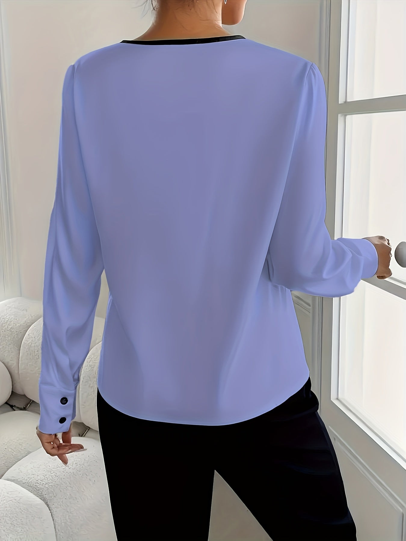 Camisa de Manga Comprida Elegante e Moderna para Mulher