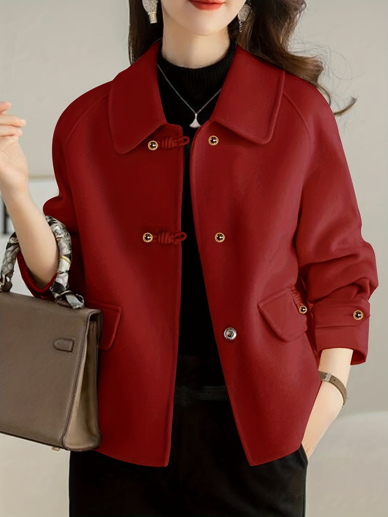 Novo Blazer de Tweed Macio e Elegante com Gola Peter Pan para Mulheres, Decoração com Botões de Pérola, Bolsos com Abas, Caimento Solto, Top Versátil para o Dia a Dia