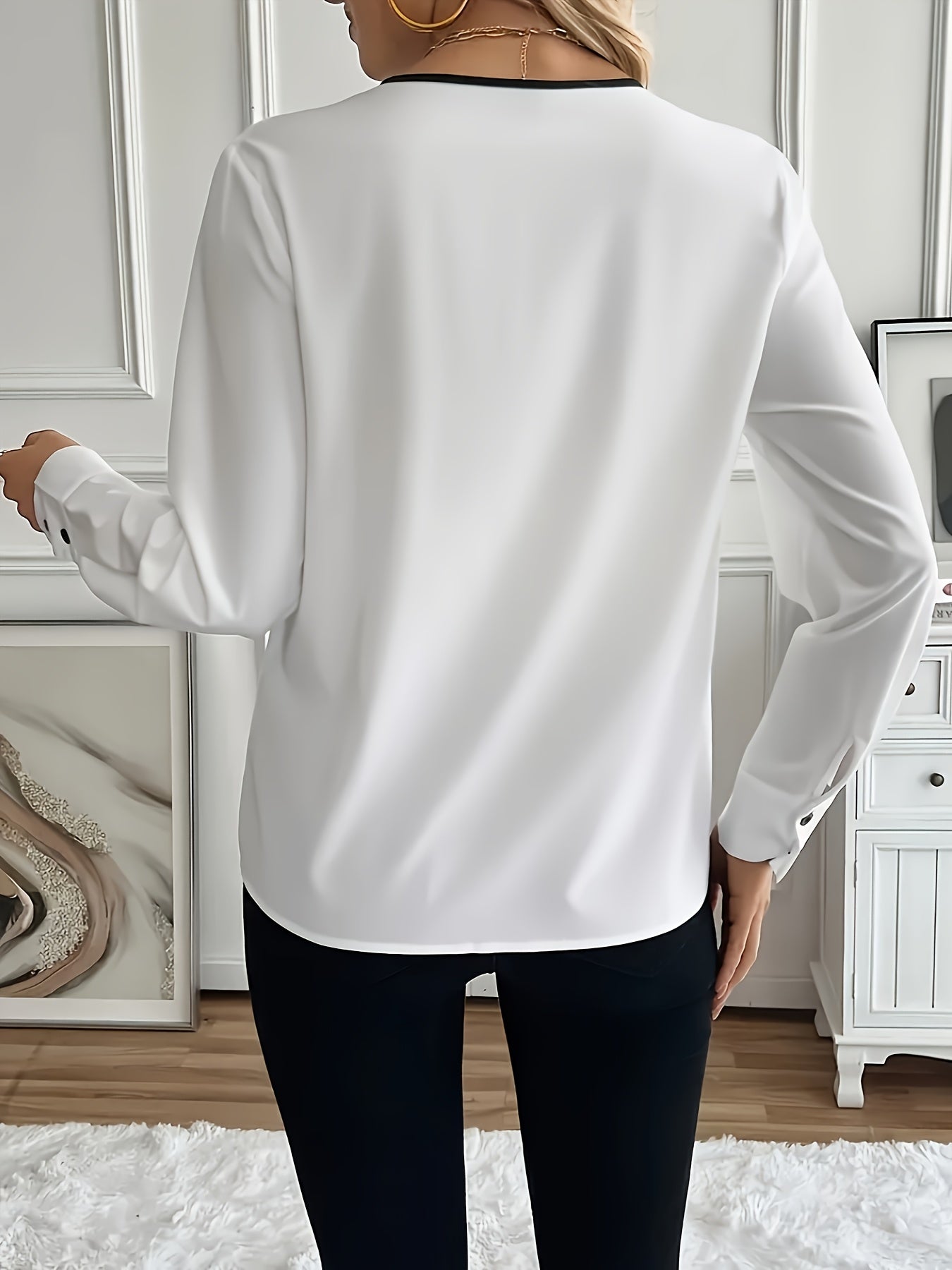 Camisa de Manga Comprida Elegante e Moderna para Mulher