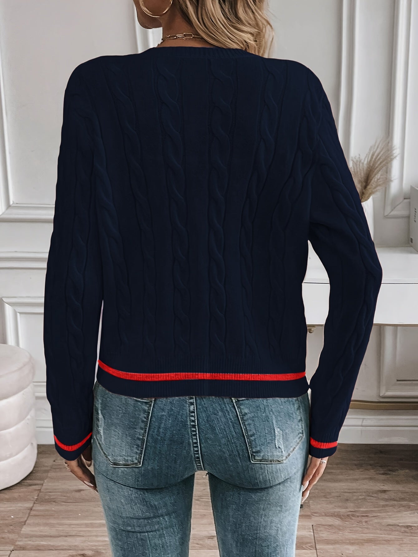 Cardigã Feminino Elegante de Manga Longa - Abertura Frontal com Botões, Lavável à Máquina, Suéter Não Elástico para Primavera Verão Outono, Casual a Semi-Formal, Peça Sazonal de Camadas, Tricô Decorado com Botões